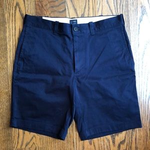 J Crew 9” Gramercy Flex Khaki in Navy